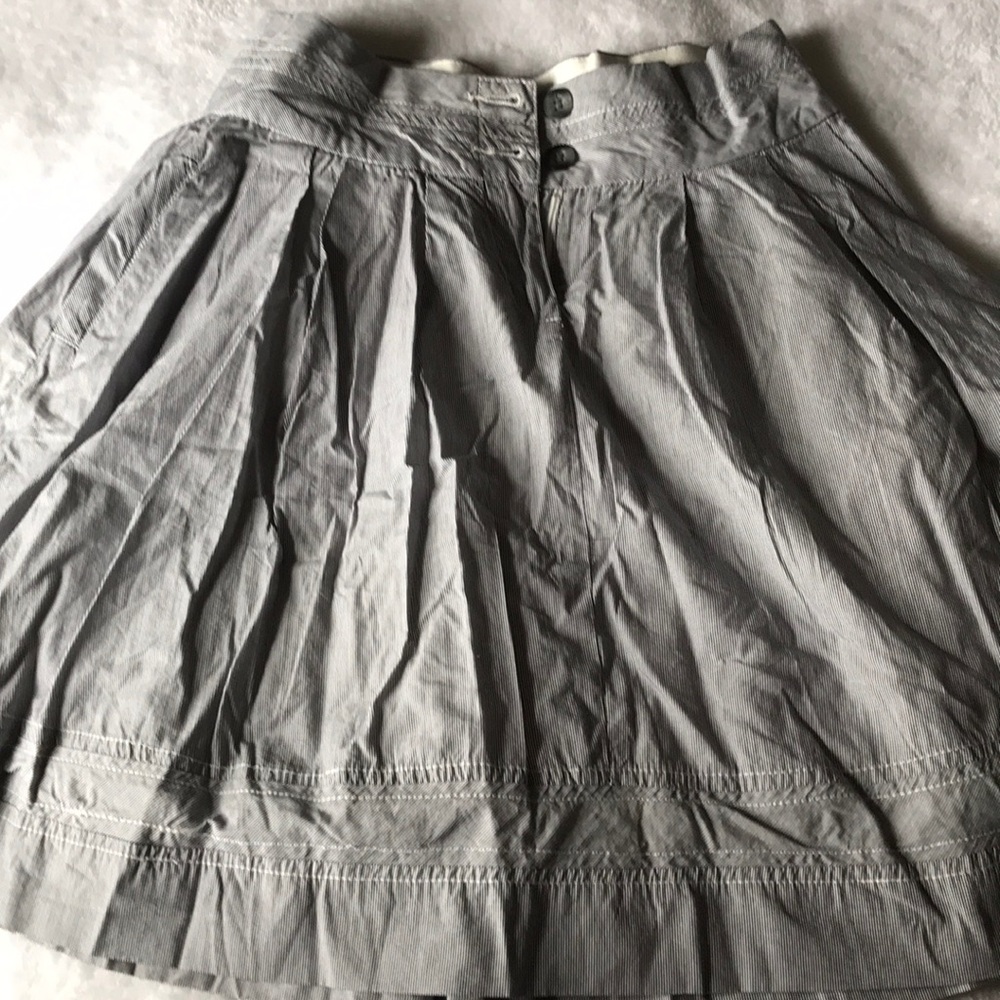 High waist adorable skirt